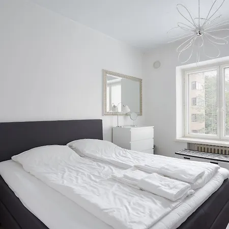 Wehost Ruusankatu 8