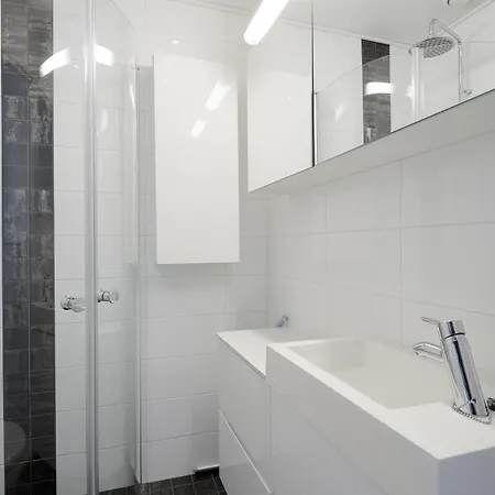 Wehost Ruusankatu 8 Helsínquia